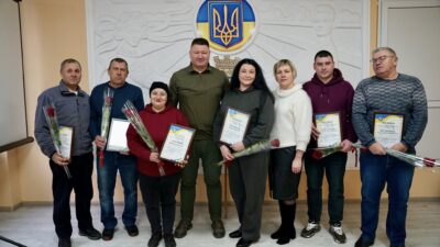 До Дня волонтера