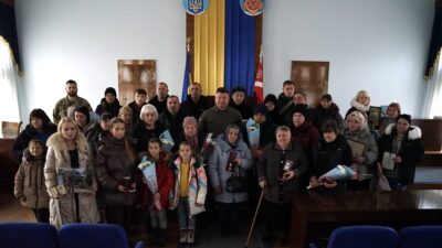 Вручення державних нагород військовослужбовцям та родинам загиблих Захисників України.